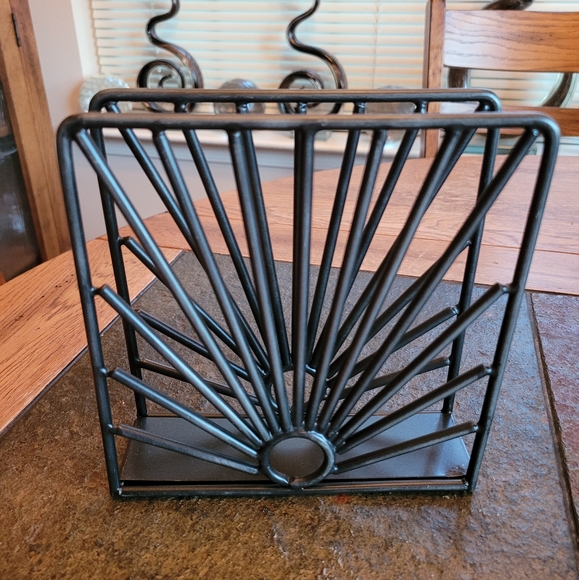 Home Goods Dining Dark Gray Wrought Iron Dinner Napkin Holder